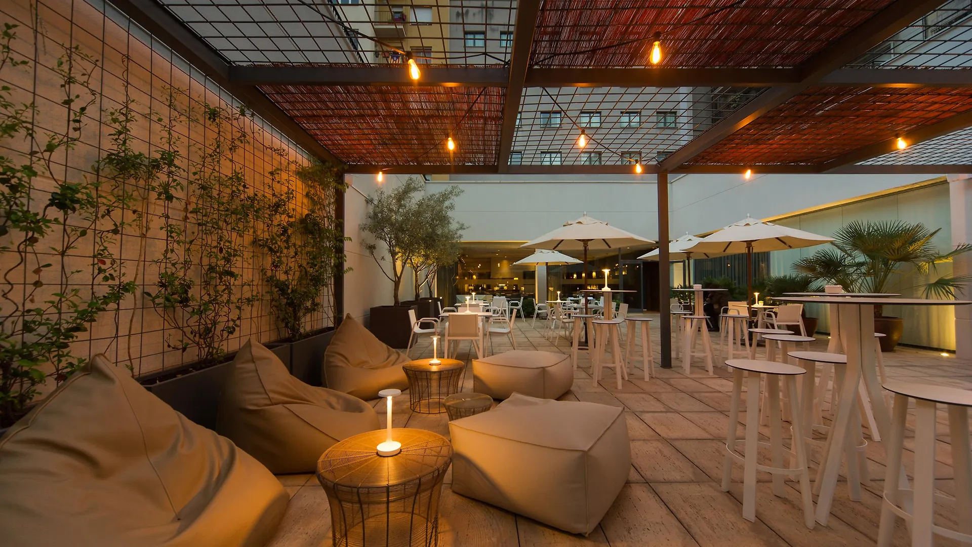 Hotel Vilamari Барселона